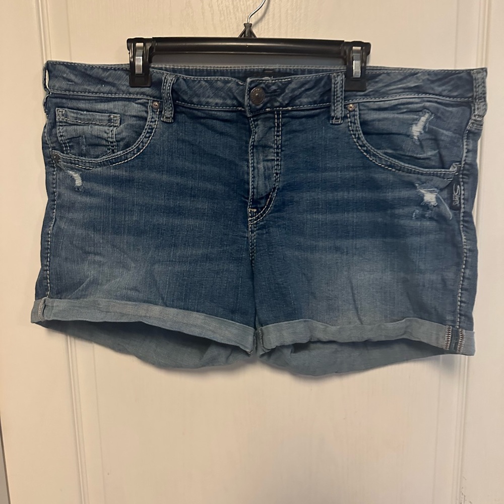 Silver Jeans Blue Jean Shorts Classic Style